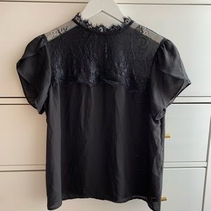 Zara cap sleeve lace blouse (s)
